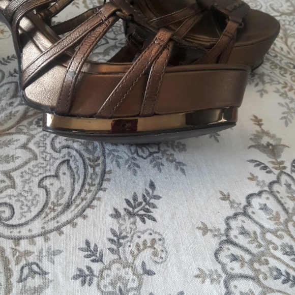 Fergie Studded Bronze Heel Sandal sz 8.5 - Picture 4 of 8